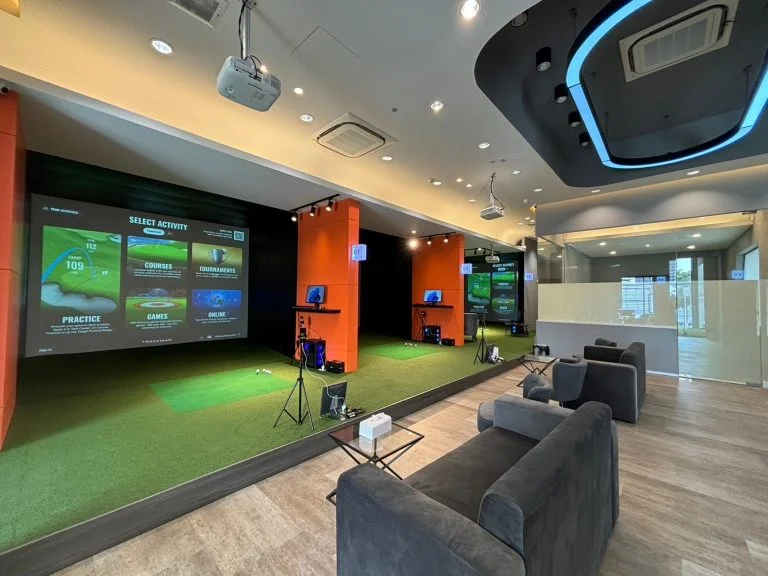 ห้องซ้อมกอล์ฟ