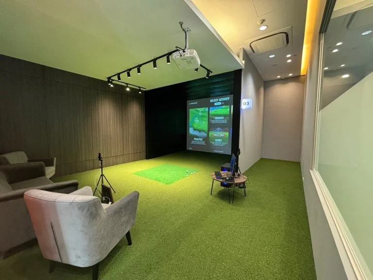 ห้องซ้อมกอล์ฟ